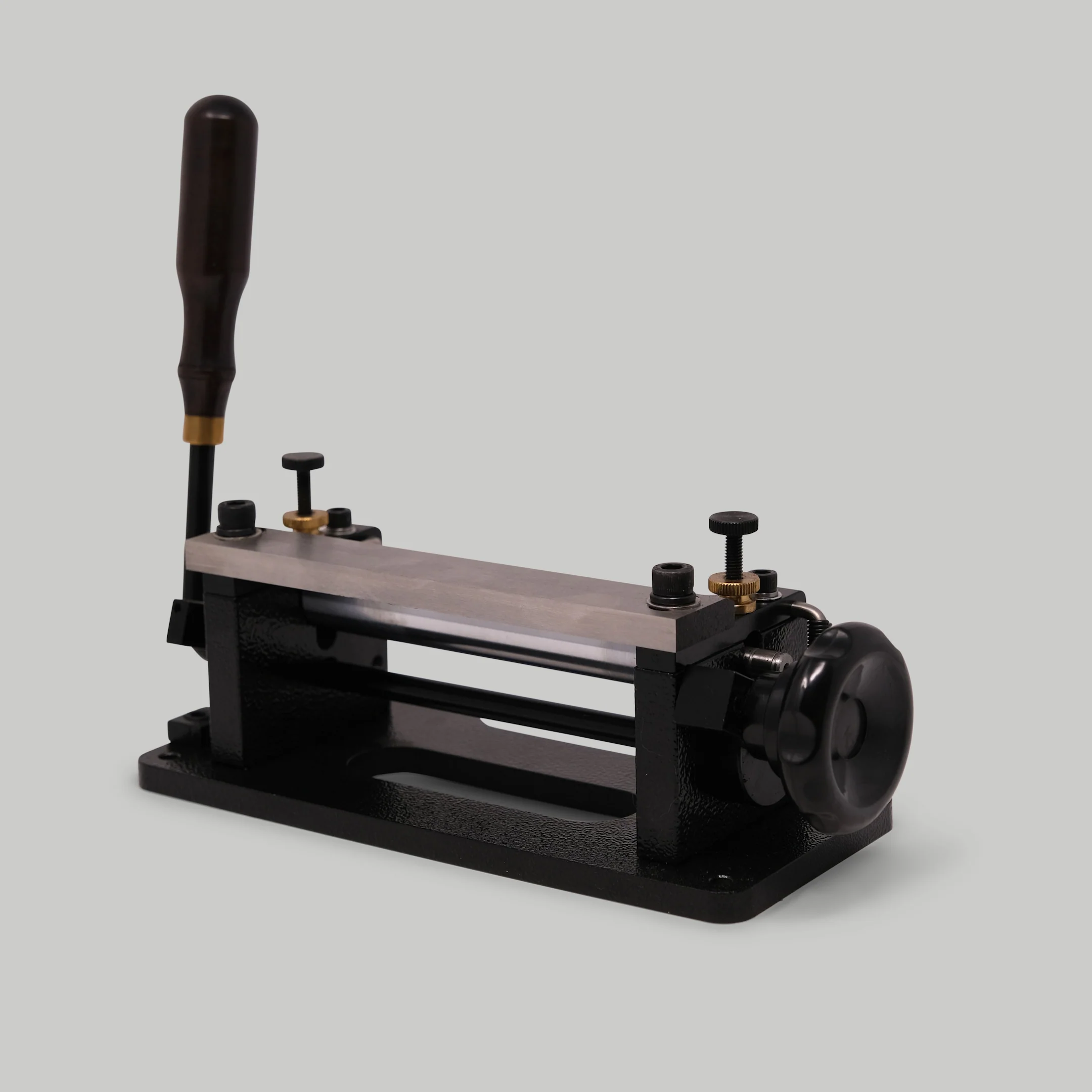 Leather Splitter - Image 6